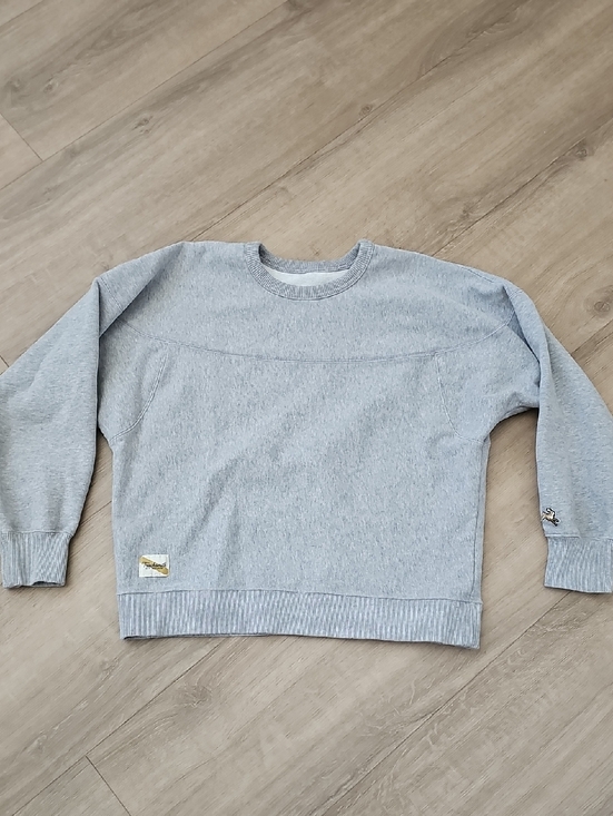 Tracksmith Tops - Tracksmith Light Gray Women's Crewneck Sweatshirt Size Medium